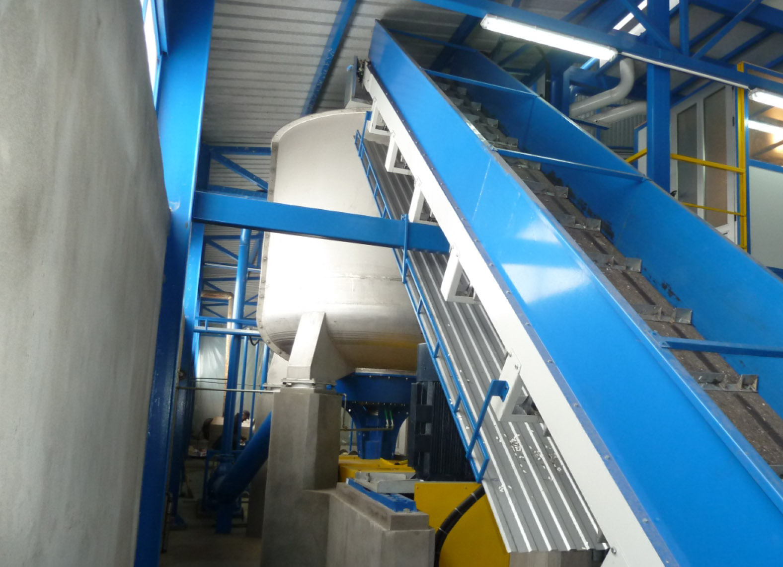 Manufacturer and Exporter of Pulp and Paper Machinery